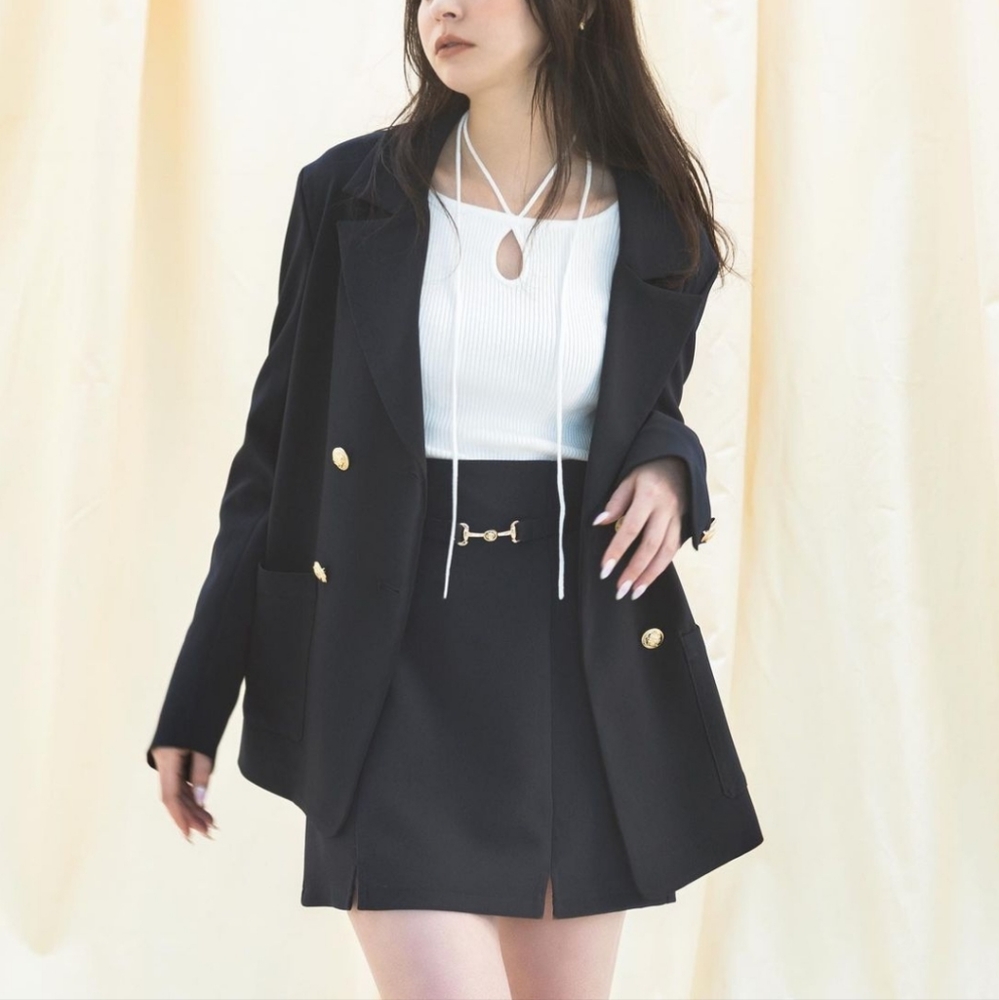 Lillian Carat black high waist skort
